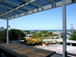 Twin Views - Waihi Beach Holiday Home, Waihi Beach